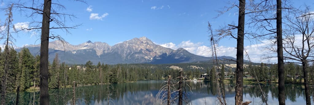 Lac Beauvert im Jasper-Nationalpark