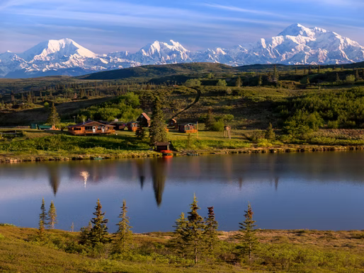 Landschaft mit See